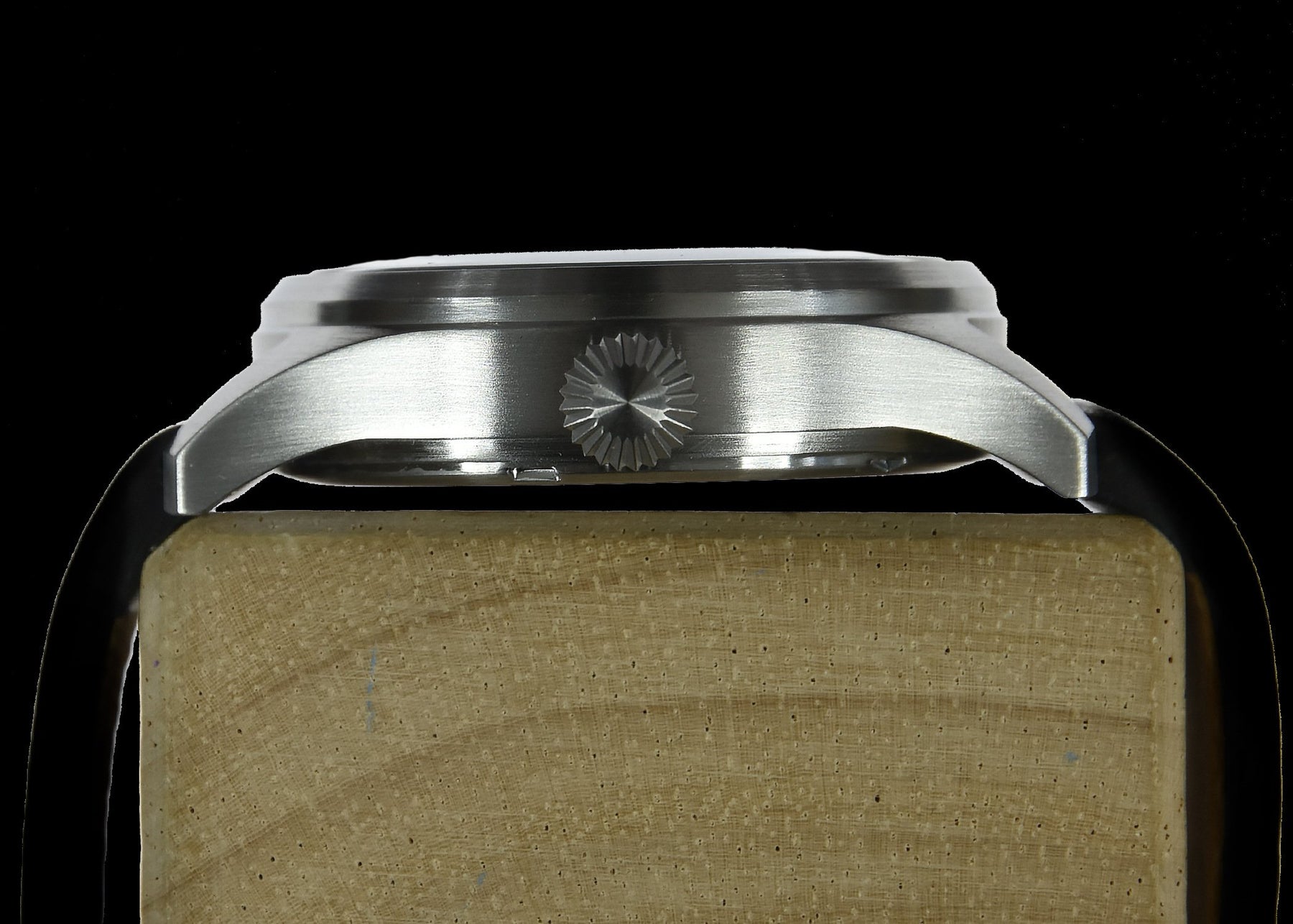 MWC Classic 40mm roestvrij staal Aviator Horloge with Hybrid Movement – Stalen armband