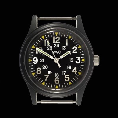 MWC Classic 1960s/70s Pattern Matt Black Vietnam Horloge on Matching – Zwart