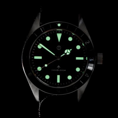 MWC Classic 1960s Pattern Divers Horloge with Retro Luminova Luminous